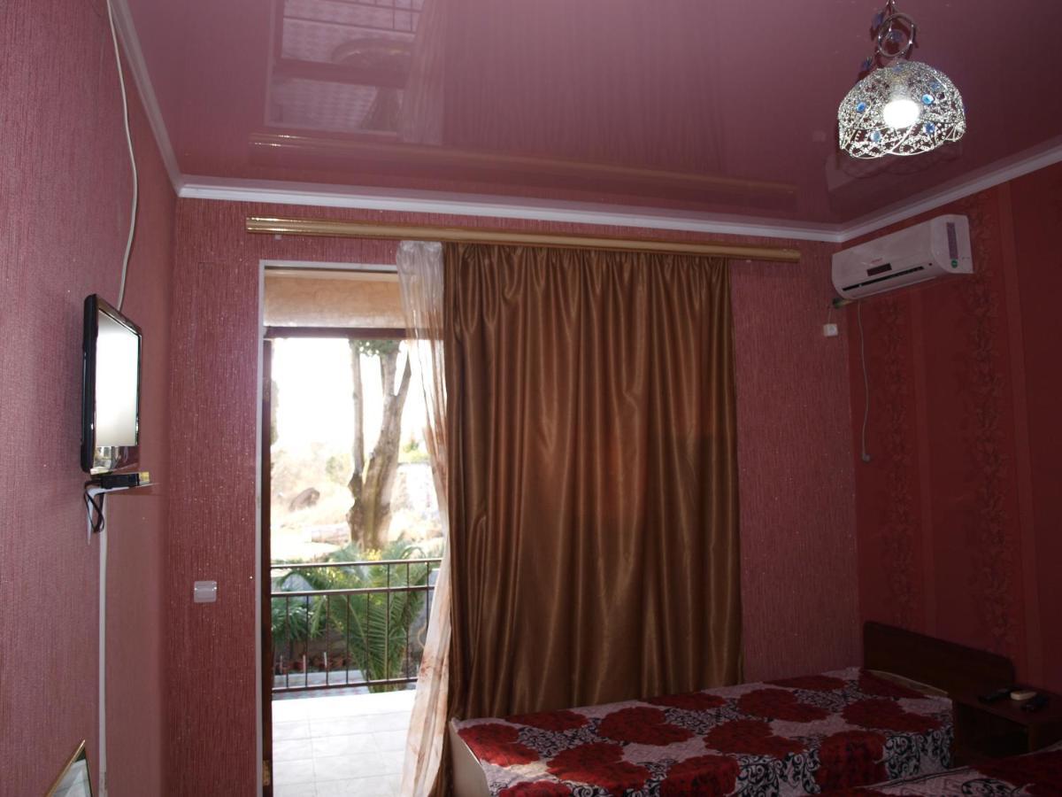 Mechta Guest House Tsandrypsh ภายนอก รูปภาพ